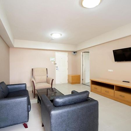 P-Park Hotel Бангкок Экстерьер фото