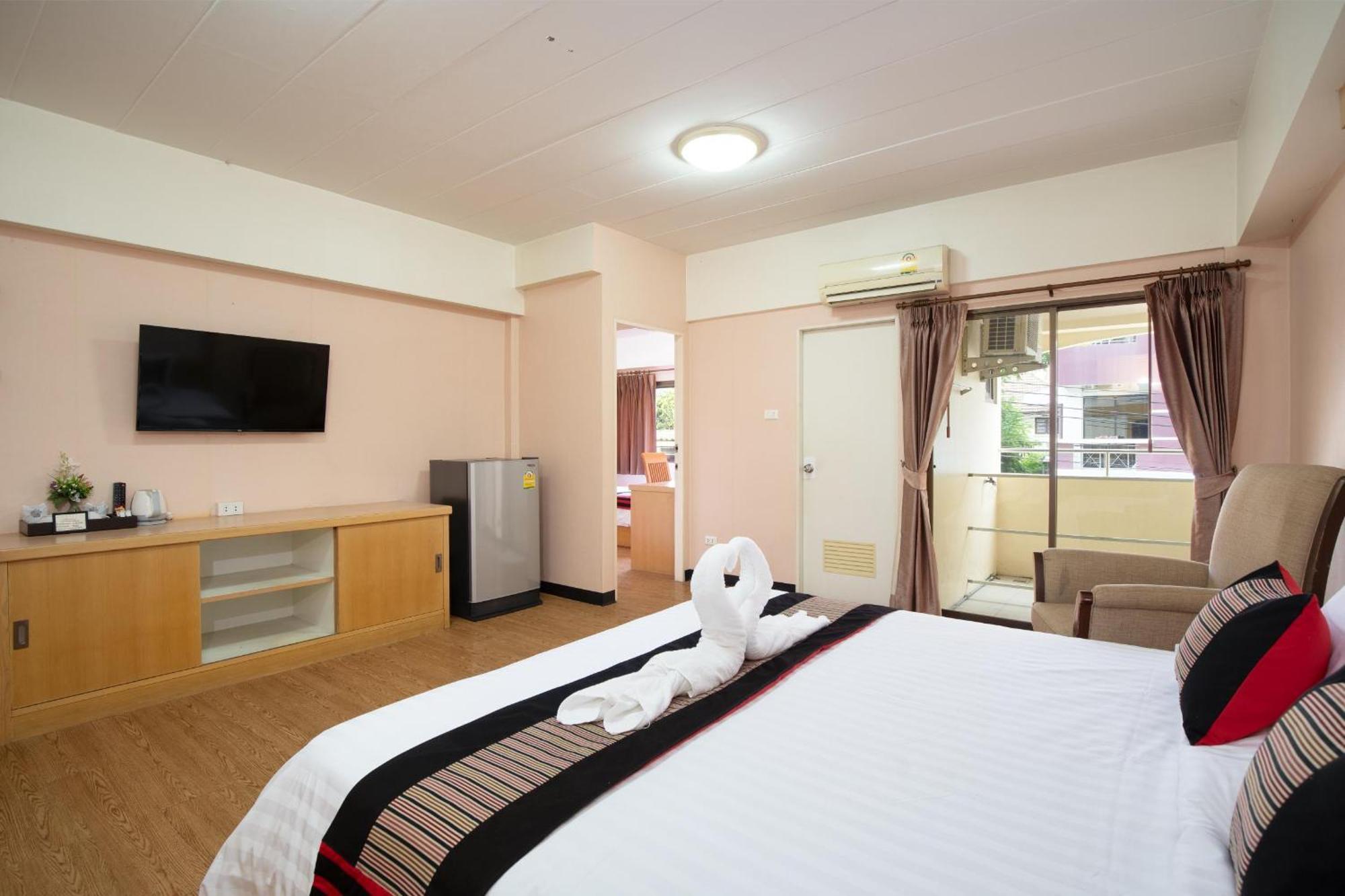 P-Park Hotel Бангкок Экстерьер фото