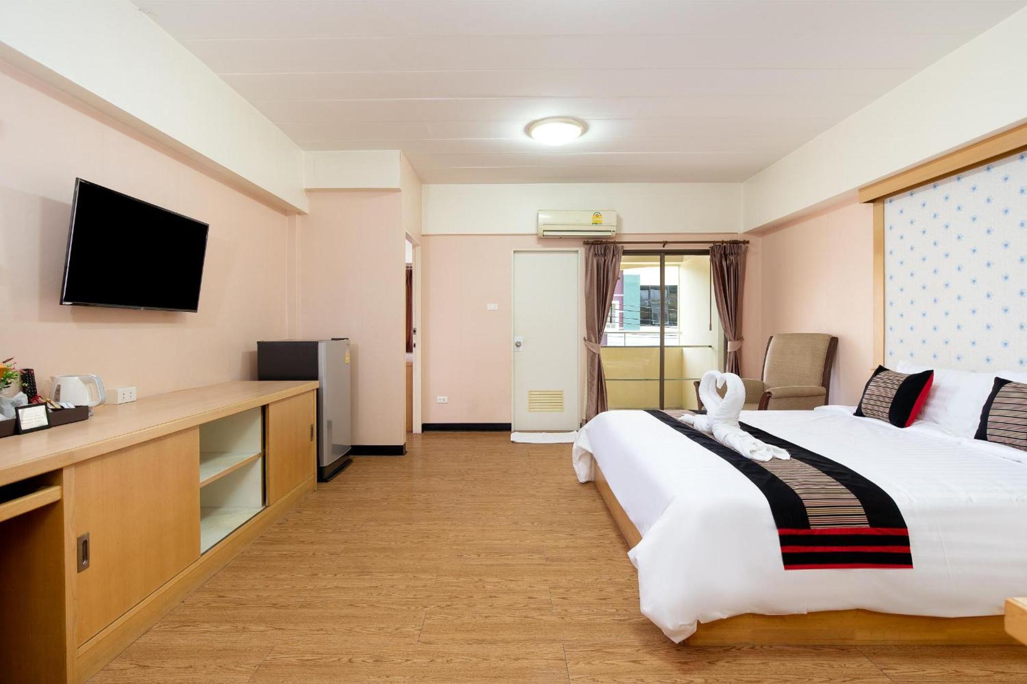 P-Park Hotel Бангкок Экстерьер фото
