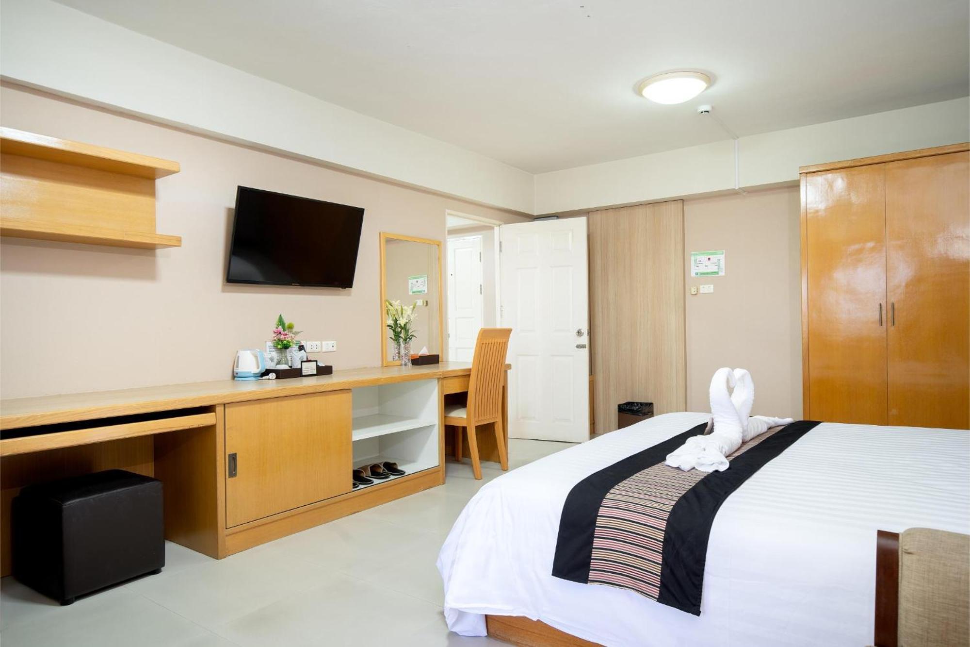 P-Park Hotel Бангкок Экстерьер фото