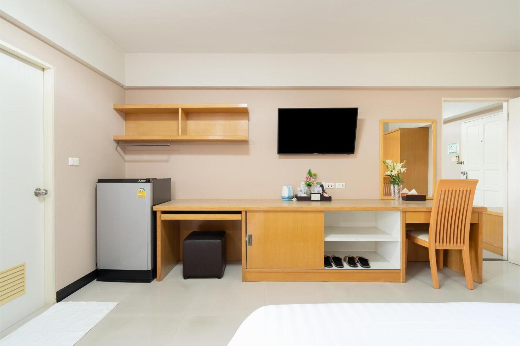 P-Park Hotel Бангкок Экстерьер фото