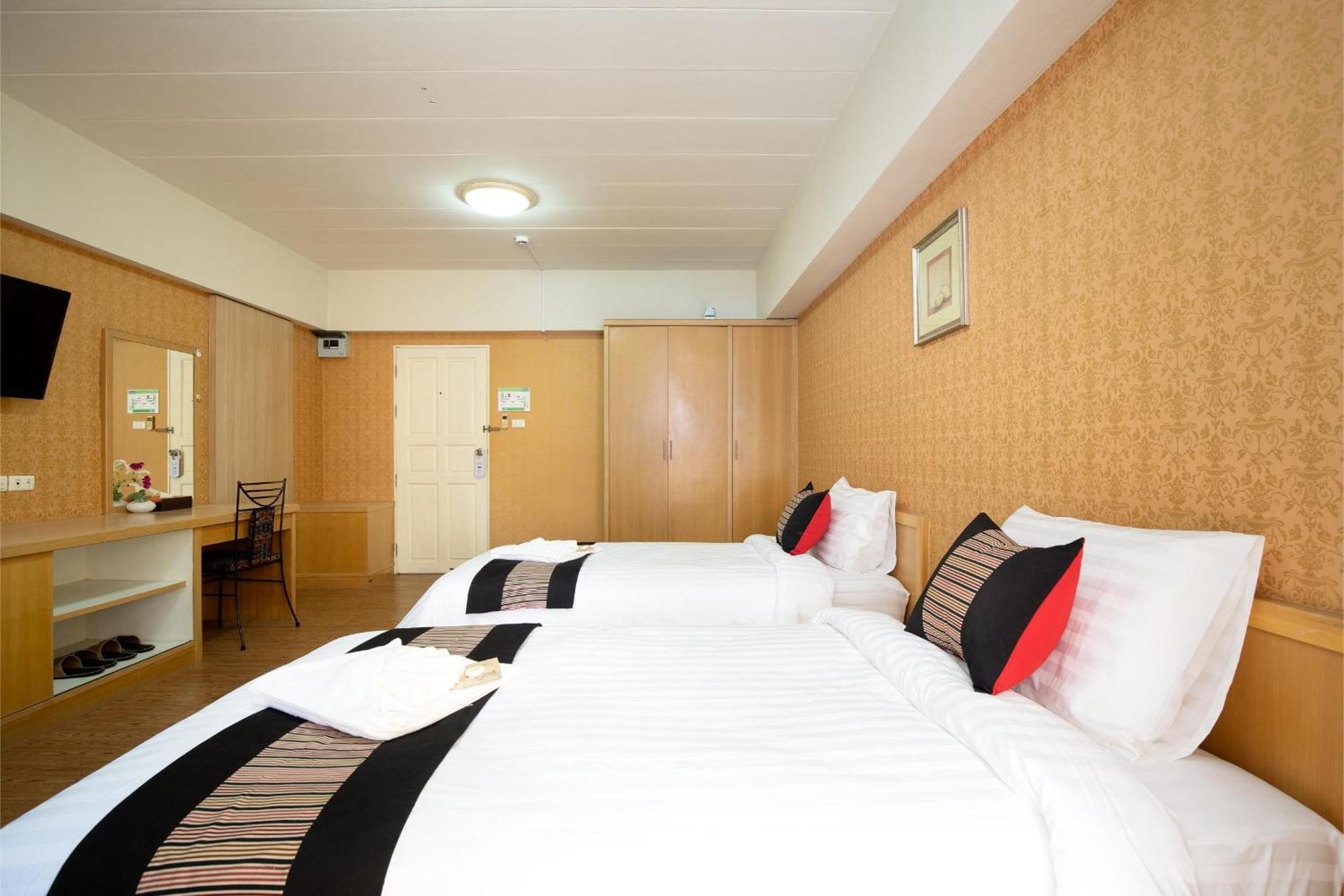 P-Park Hotel Бангкок Экстерьер фото