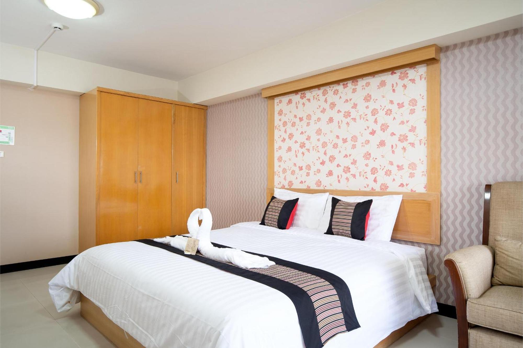 P-Park Hotel Бангкок Экстерьер фото