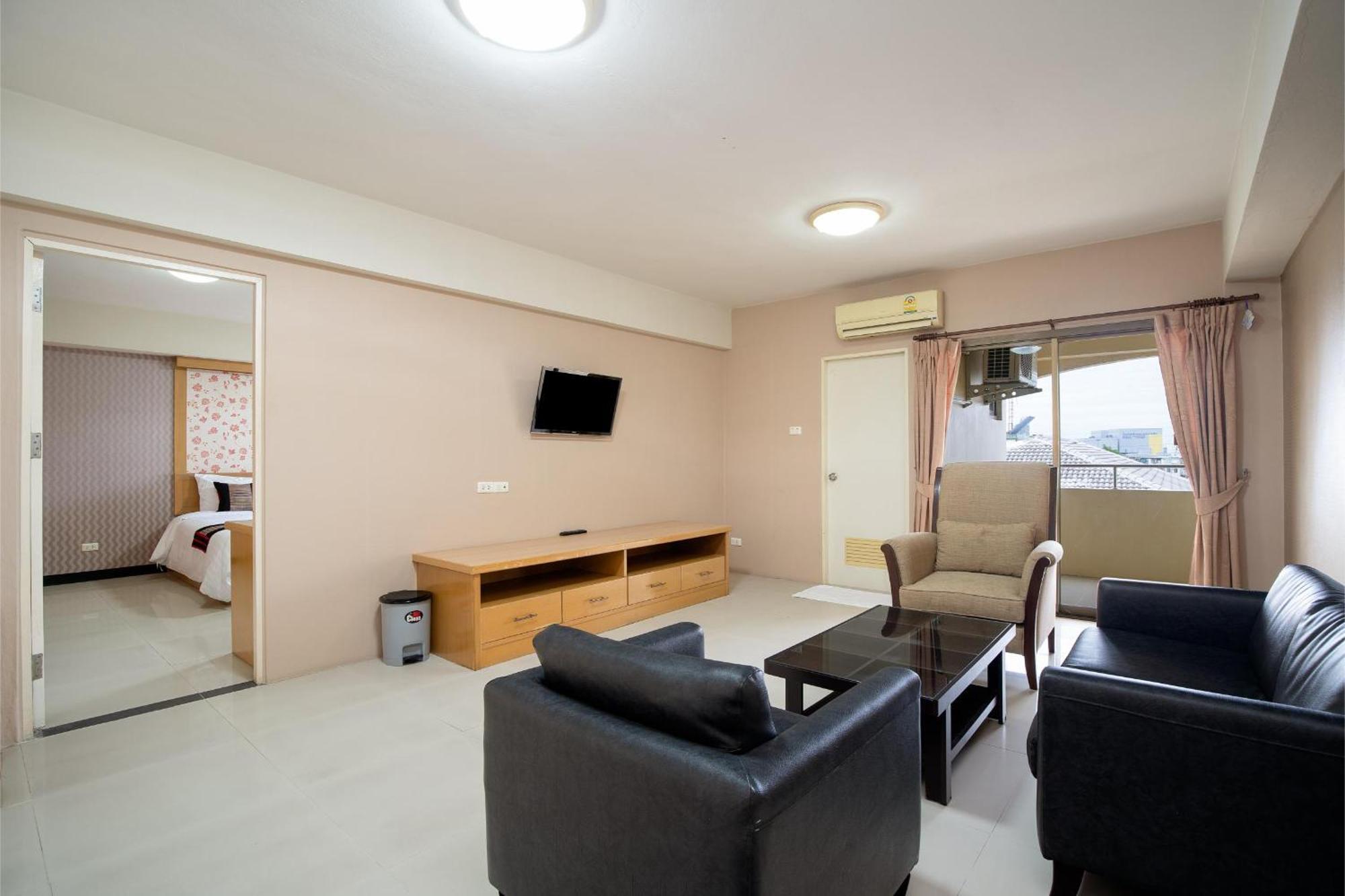 P-Park Hotel Бангкок Экстерьер фото