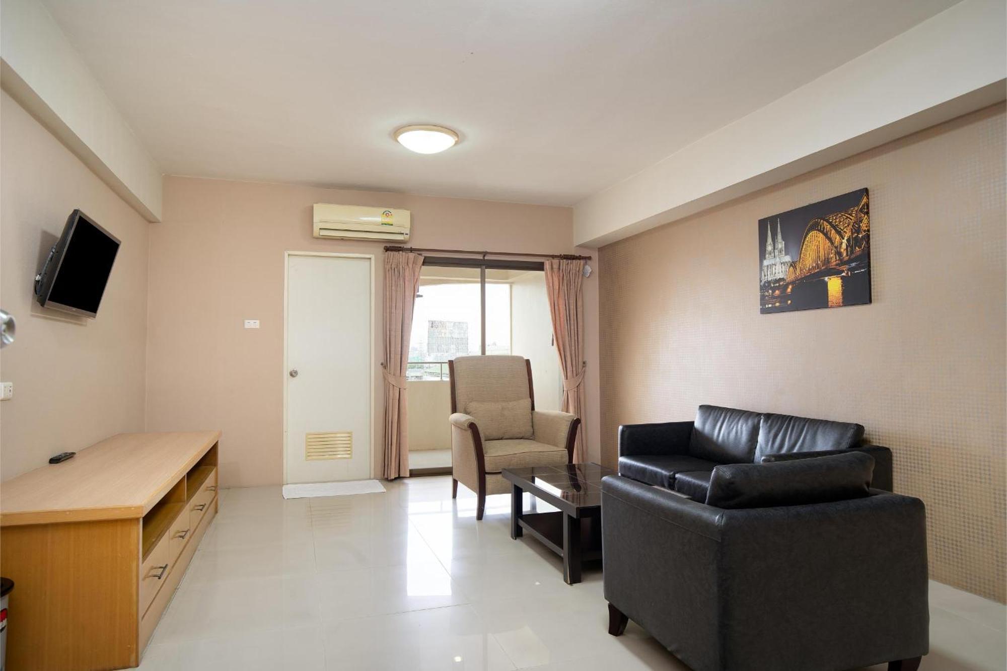 P-Park Hotel Бангкок Экстерьер фото