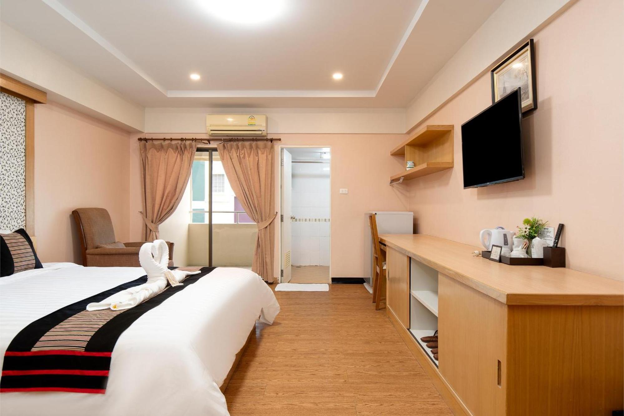 P-Park Hotel Бангкок Экстерьер фото