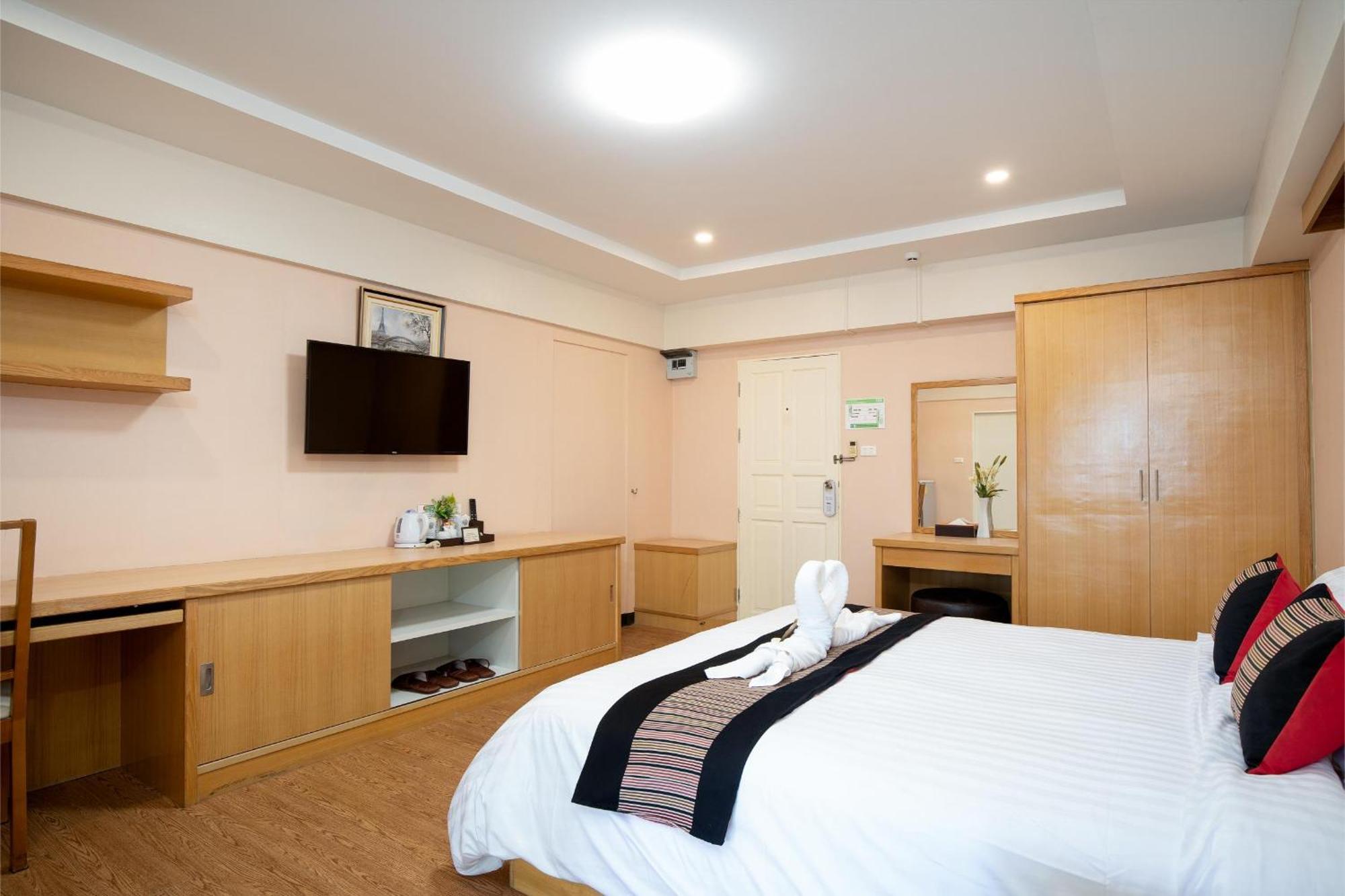 P-Park Hotel Бангкок Экстерьер фото