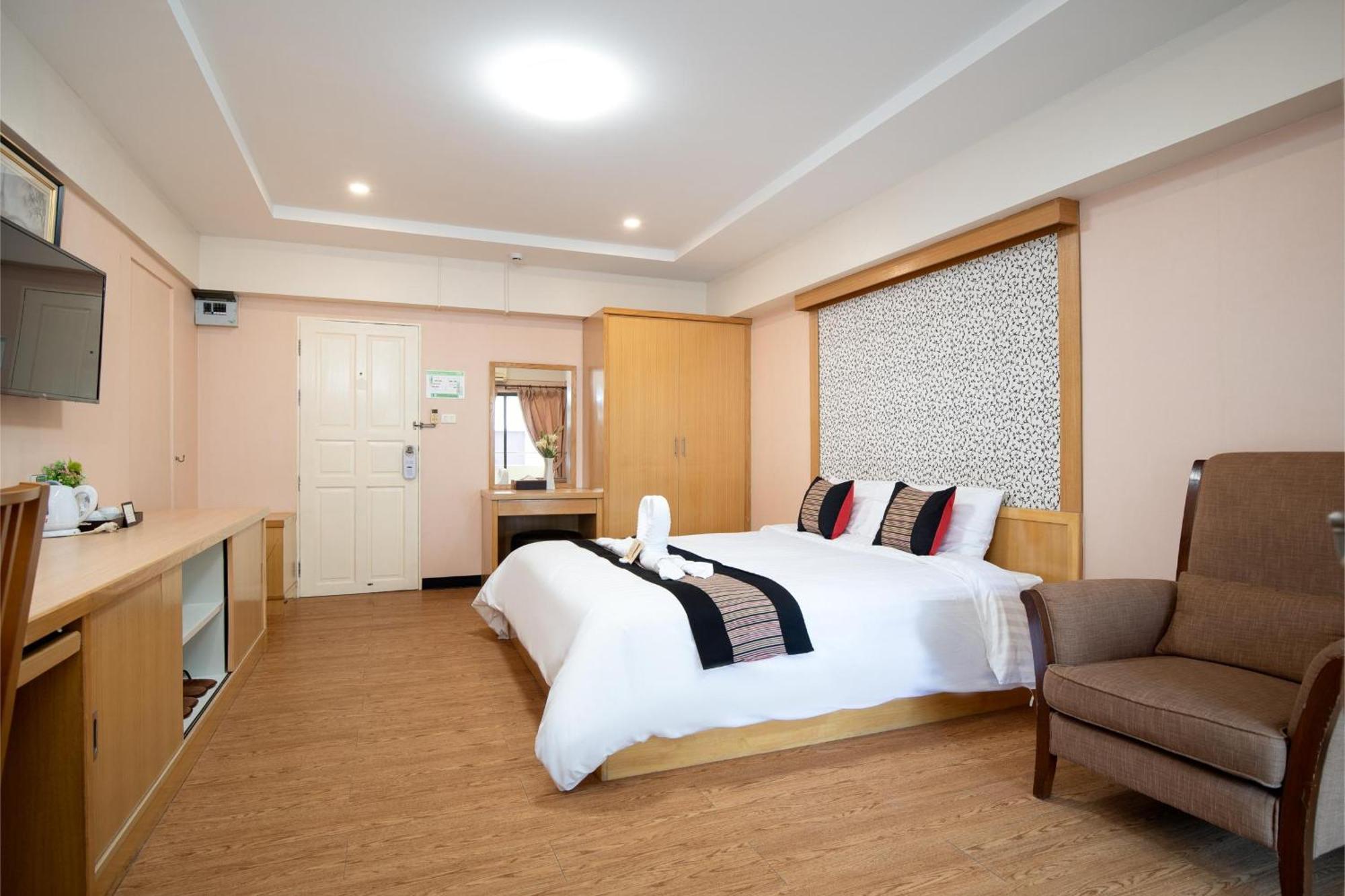 P-Park Hotel Бангкок Экстерьер фото