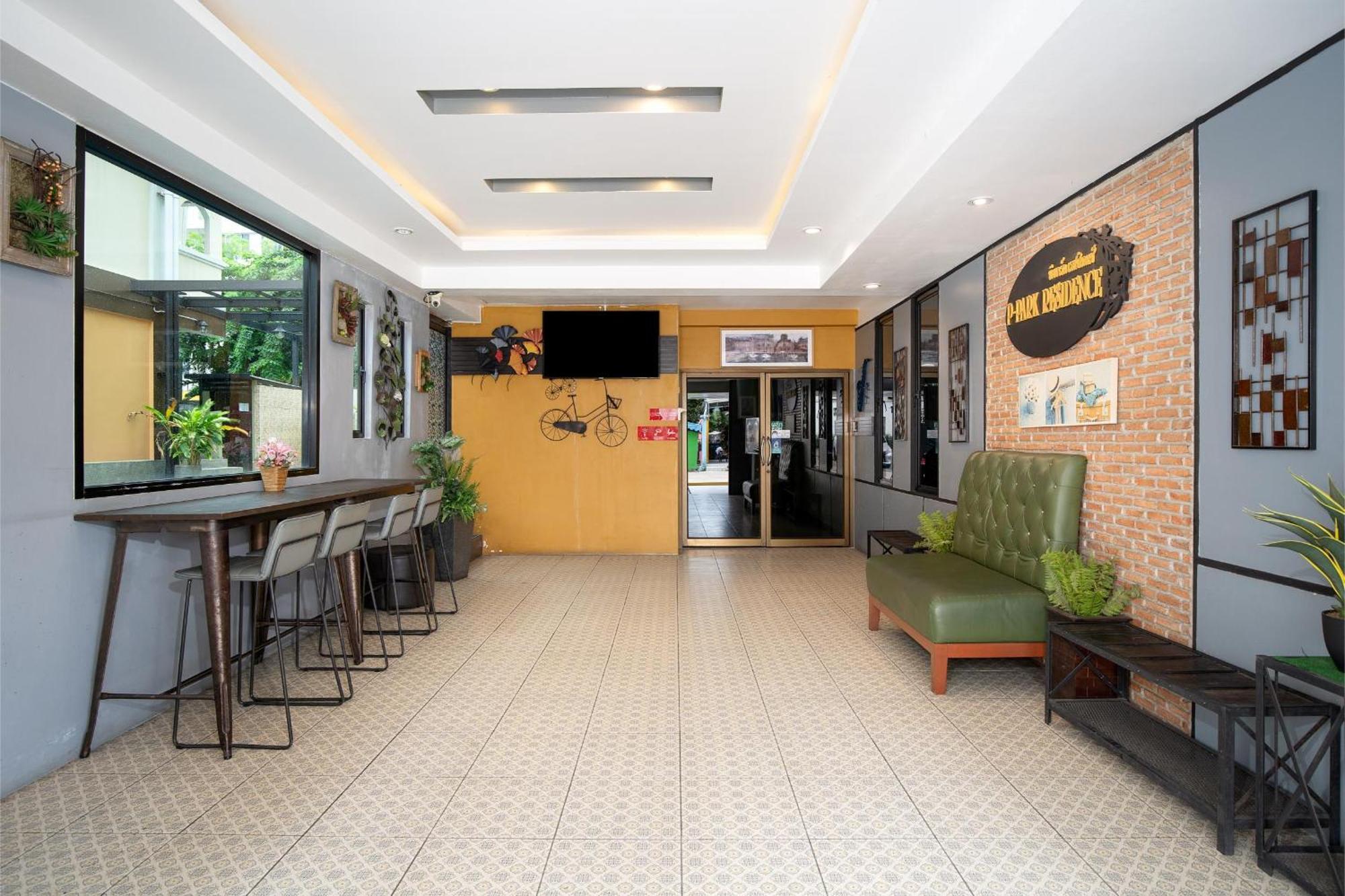 P-Park Hotel Бангкок Экстерьер фото